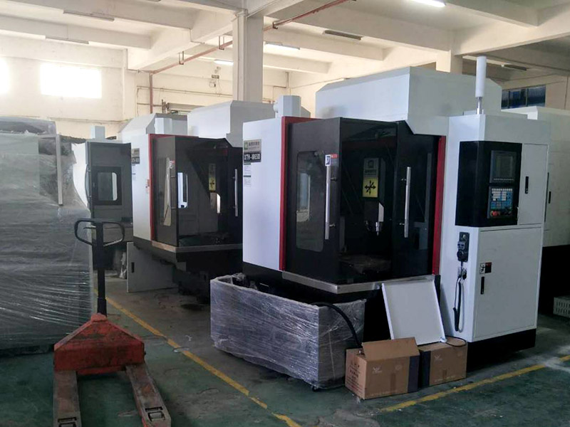 國內(nèi)有沒有陶瓷專用雕銑機(jī)？