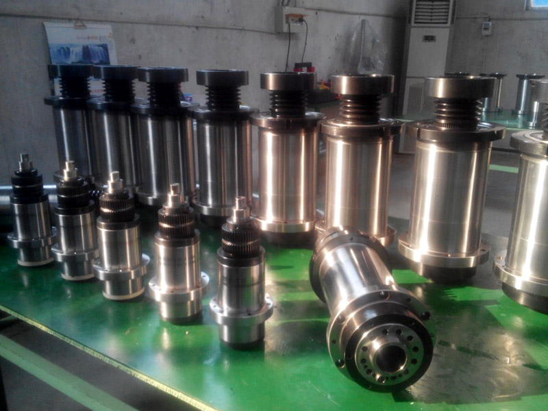 數(shù)控加工中心主軸為何能轉(zhuǎn)能定位？