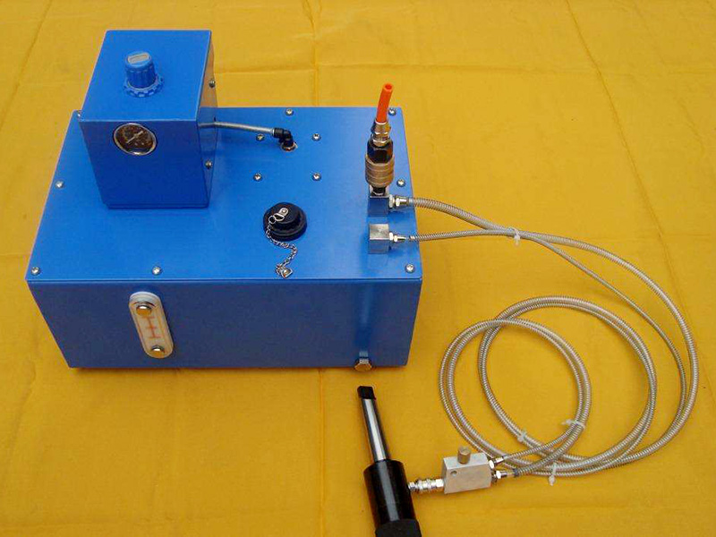 深孔鉆怎么樣才算是師傅？待遇如何