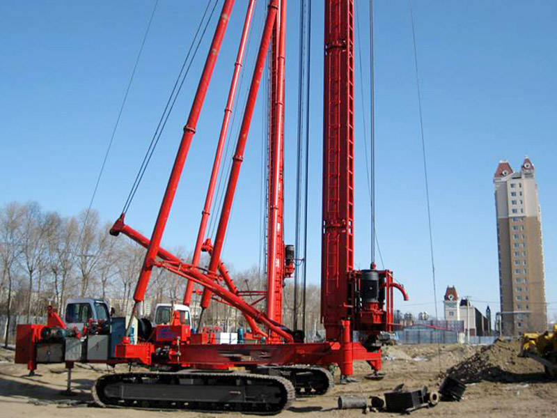 灌注樁鉆孔機(jī)多高？