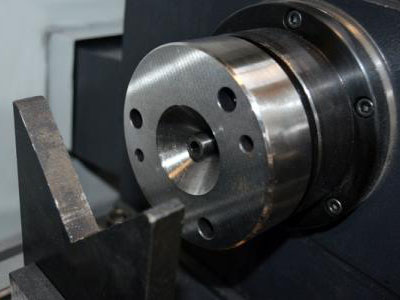 深孔鉆機(jī)床的3大加工系統(tǒng)及其加工應(yīng)用，精度分析